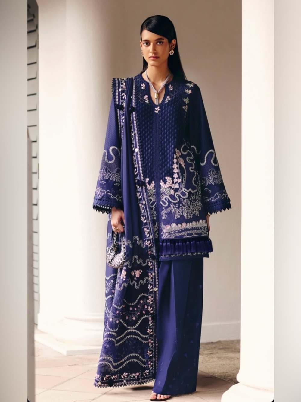 Suffuse Sahra Kameez